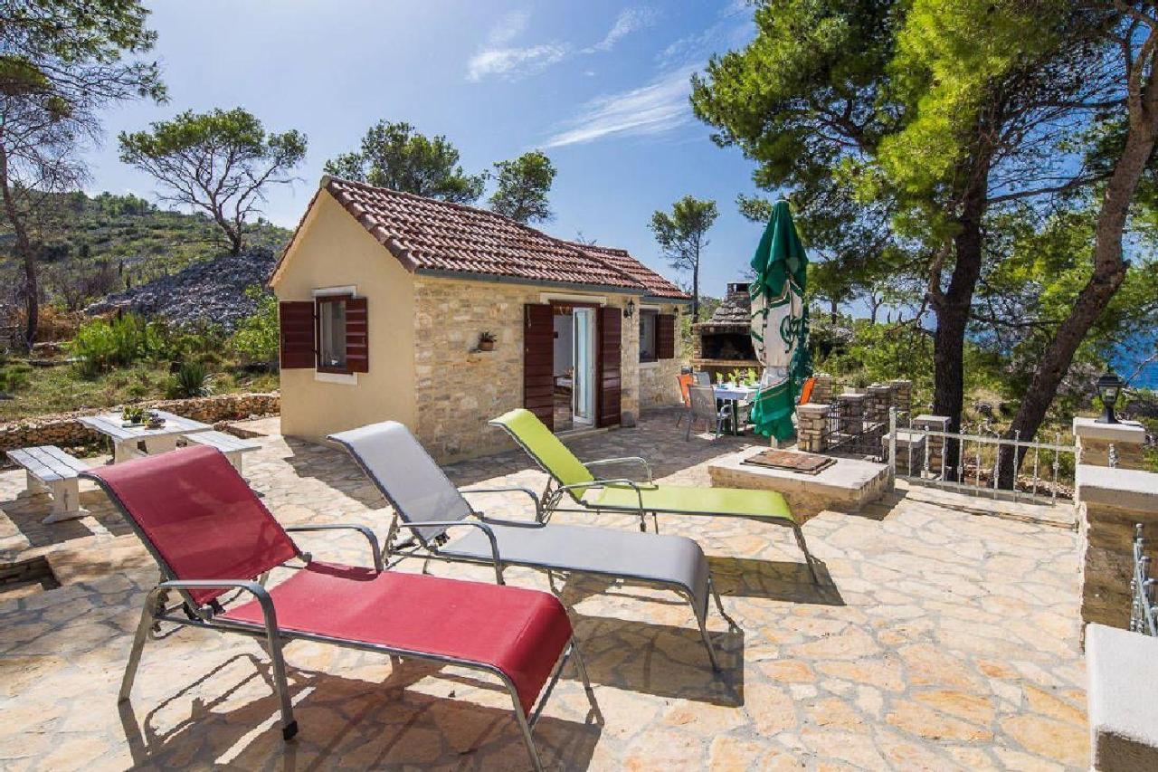 House Vesna Kupinova Villa Milna  Eksteriør bilde